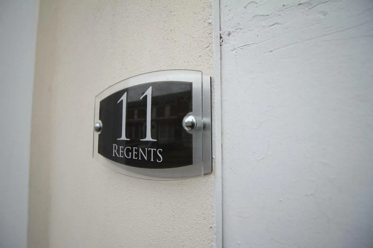 Regent Choice - Town Centre - Large Property Blackpool Holiday home
