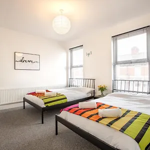 Bingo House Sasco Holiday home