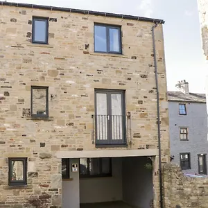 https://9-navigation-square.yorkshirehotels.net