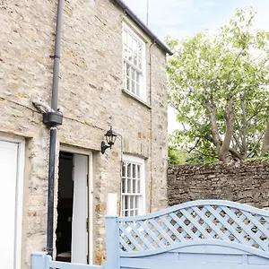 https://olive-cottage.yorkshirehotels.net